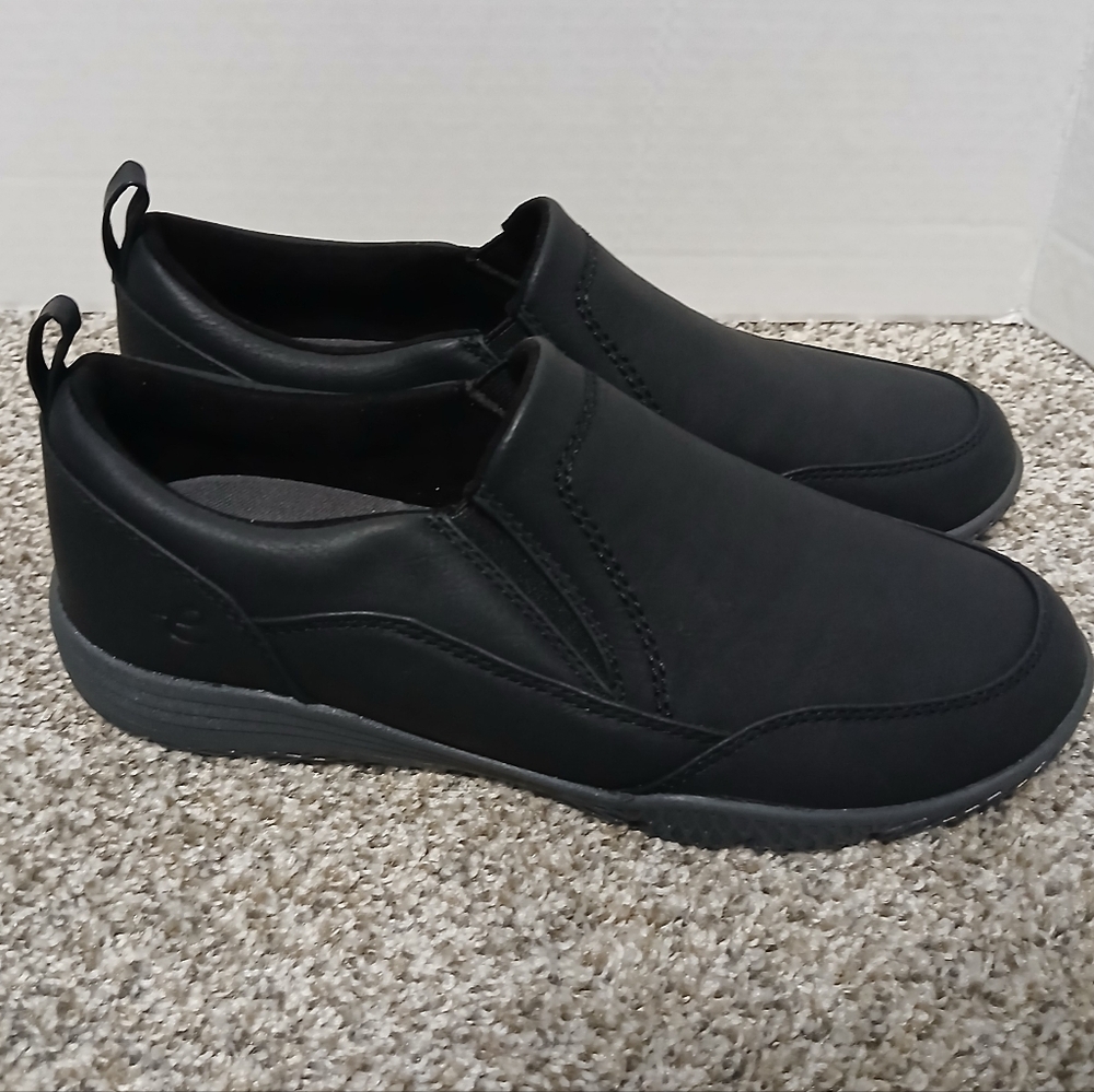 Easy‎ Spirit Black Slip-On Loafers
